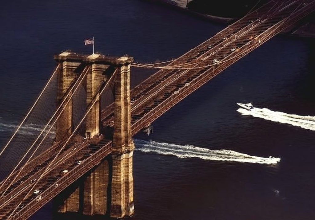 Shared Triboro Tour Brooklyn/Bronx/Queens - Spanish Only